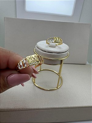 ANEL 3 CORES GRAVURA PIRÂMIDE