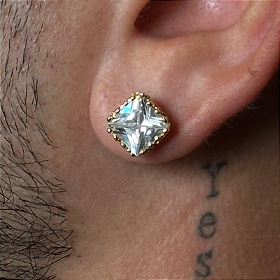 PAR DE BRINCOS  COMEIA ZIRCÔNIA PREMIUM 10MM - BANHADO A OURO 18K