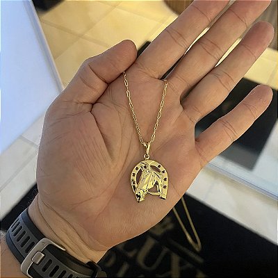 Corrente Cartier 1.5mm 70cm + Pingente Ferradura – Banhada a Ouro 18K