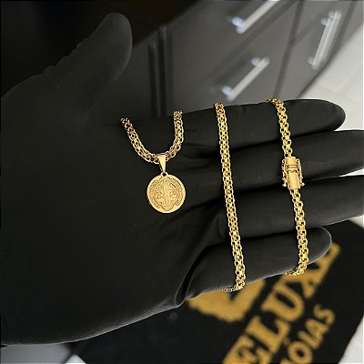 CORRENTE CADEADO DUPLO FECHO GAVETA COM MARCAÇÃO  750 (3mm - 70cm )+ PINGENTE PLACA SÃO  BENTO DUPLA FACE - BANHADO A OURO 18K