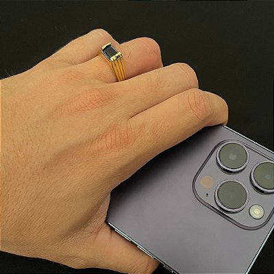 Anel Modelo com Pedra Retangular Preta – Feito em Moeda Antiga