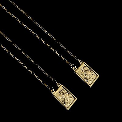 Escapulário Corrente Veneziana 70cm com Pingentes Sagrado Coração e Nossa Senhora – Banho Ouro 18K