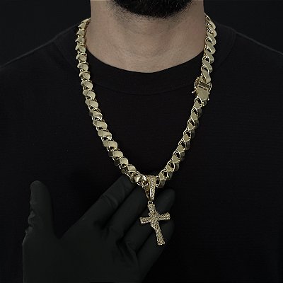 CORRENTE FRISO S DUPLA FACE ( 13mm- 70cm) + PINGENTE  CRUZ CRAVEJADA  AMARRADA - BANHADO A OURO 18K