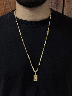 CORRENTE CADEADO  -  3mm - 70 ou 60cm + PINGENTE PLACA DIAMANTADA 2x1,2cm   ESCOLHA A LETRA - BANHADO A OURO 18k