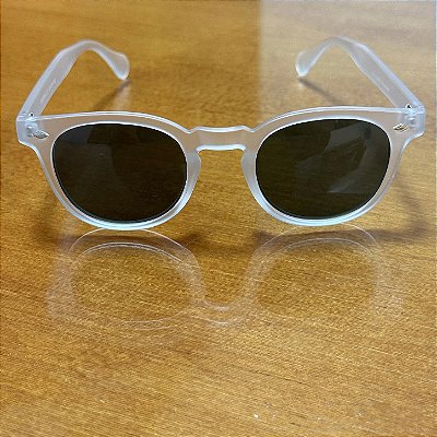 Óculos de Sol Redondo Translúcido com Lente Verde e Proteção UV400