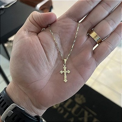 Corrente Tijolinho 1.5mm + Pingente Crucifixo com Jesus – Escolha 50cm, 60cm ou 70cm – Banhada a Ouro 18K
