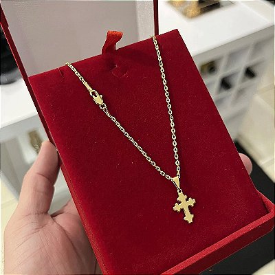 Corrente Cadeado 2mm 60cm + Pingente Cruz – Banhada a Ouro 18K