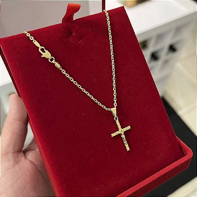 Corrente Cadeado 2mm + Pingente Crucifixo com Jesus – Escolha 50cm, 60cm ou 70cm – Banhada a Ouro 18K