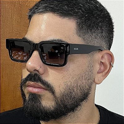Óculos de Sol Retangular Preto com Lente Marrom e Proteção UV400