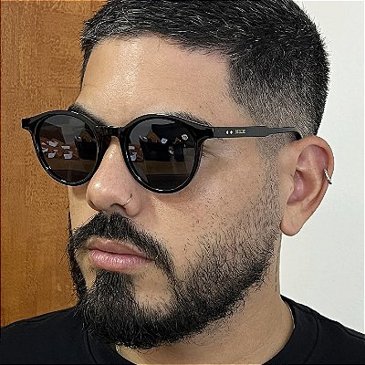 Óculos de Sol Redondo Preto com Lente Marrom e Proteção UV400