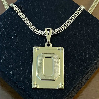 Pingente Placa Letra O M 2g 3x4cm – Banho Ouro 18k