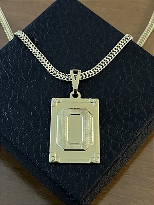PINGENTE PLACA LETRA O Tamanho (M)( 2g- 3x4cm)  BANHO DE OURO 18K