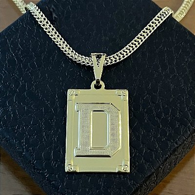 Pingente Placa Letra D – Banho Ouro 18k