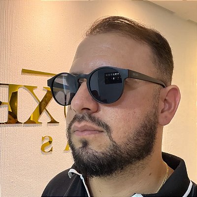 Óculos de Sol Redondo Preto Fosco com Proteção UV400