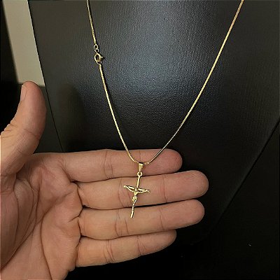 Corrente Rabo de Rato 1.8mm + Pingente Crucifixo com Jesus – Escolha 60cm ou 70cm – Banhada a Ouro 18K