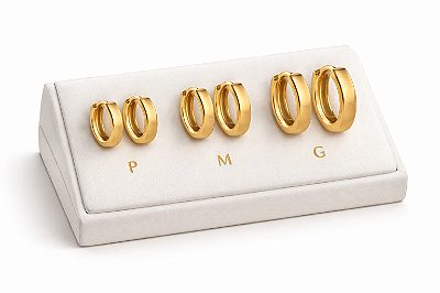 KIT 3 PARES BRINCO ARGOLA LISA P, M E G ANTI ALERGICOS - BANHADO A OURO 18K