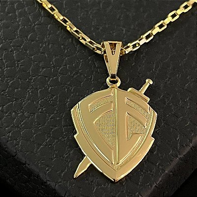 Pingente Escudo com Espadas – Banhado a Ouro 18K