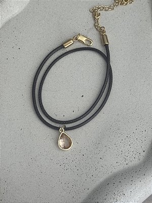 Choker Couro Café com Pingente Gota