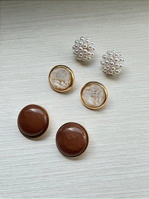 Brinco Botão Redondo Marrom