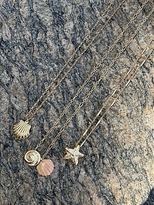 Colar Longa Concha Coral
