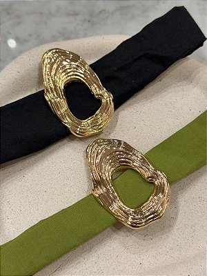 Choker Aura