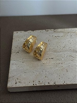 Brinco Drapê Golden