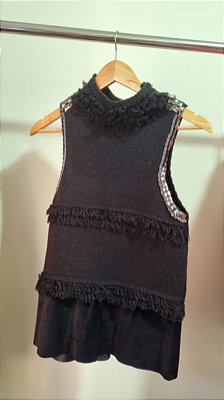 Blusa Tricô com Camurça