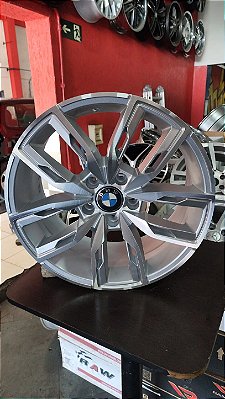 Jogo roda BMW K67 18x8. Aro 40. Of set 5x120. Furacão Prata brilhante diamantada Semi nova