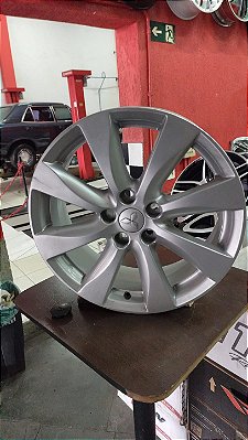 Jogo roda Lancer Aro 18 5x114 Prata brilhante Semi novas
