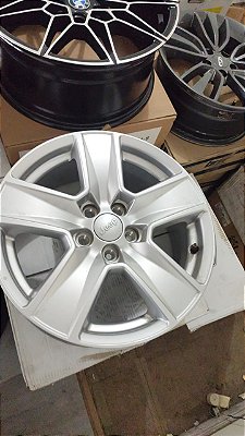 Jogo de rodas Jeep Renegade Aro 17 5x110 Prata brilhante Semi novas