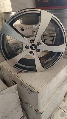 Jogo roda ZYY Aro 19 5x100 Hp escura diamantada Novas