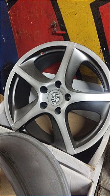 Jogo roda porche Aro 20 5x130 Hp escuro Seminovas