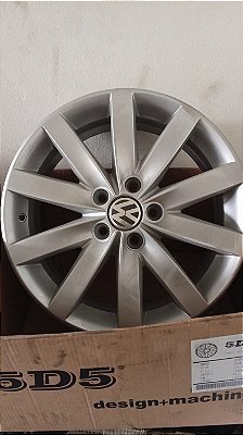 Jogo roda Jetta Aro 17 5x112 Prata brilhante Semi novas