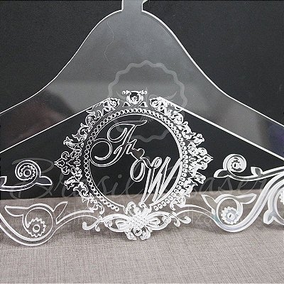 Cabide com Brasão - Personalizado com as iniciais dos Noivos Casamento ou Debutante