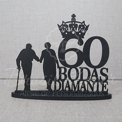 Topo De Bolo Casal Bodas de Diamante - Tamanho com 14 cm (maior lado da peça) - Cor à Escolher