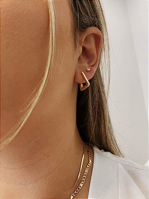 Argola Fechada Lisa de Clique Banhado em Ouro 18k