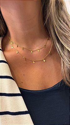 Colar Duplo Delicado Pingente Gota Escovado Banhado Ouro