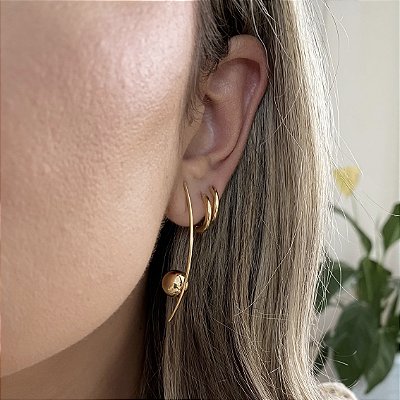 Brinco Longo Bola Haste Espelhado Banhado em Ouro