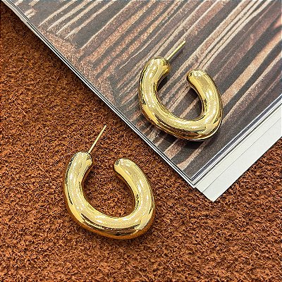 Argola Tubo Orgância Banhado em Ouro