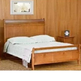 Cama de Madeira Maciça - Móveis de Gramado