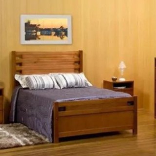 Cama de Madeira Maciça - Móveis de Gramado