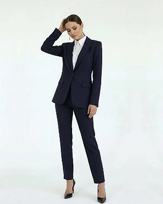 BLAZER FEMININO DE ALFAIATARIA AJUSTADO COM FORRO DE CETIM