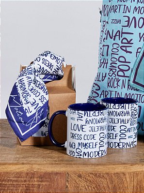 Caneca com Lenço Estampada