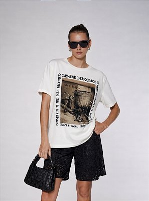 T-Shirt Algodão Bruna Off White | Rock'n'Roll & Design de Luxo | Raizz