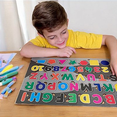 Painel Montessori Encaixe Alfabeto Números, Letras e Figuras