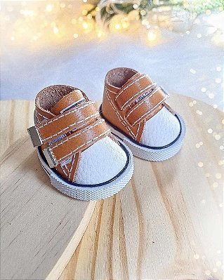 TÊNIS VELCRO CARAMELO