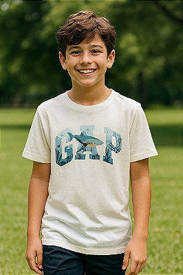 Camiseta GAP, manga curta, em algodão - Tubarão/ Logo