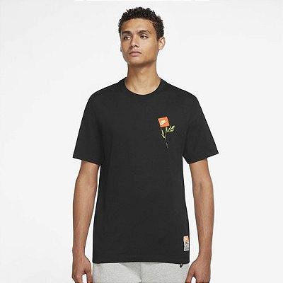 Camiseta Nike Sportswear Preta DQ1029