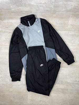 Agasalho Nike Club Woven Impermeável