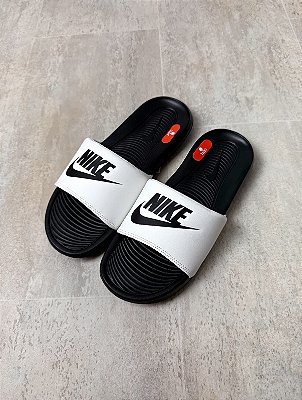 Chinelo Nike Victori One Branco